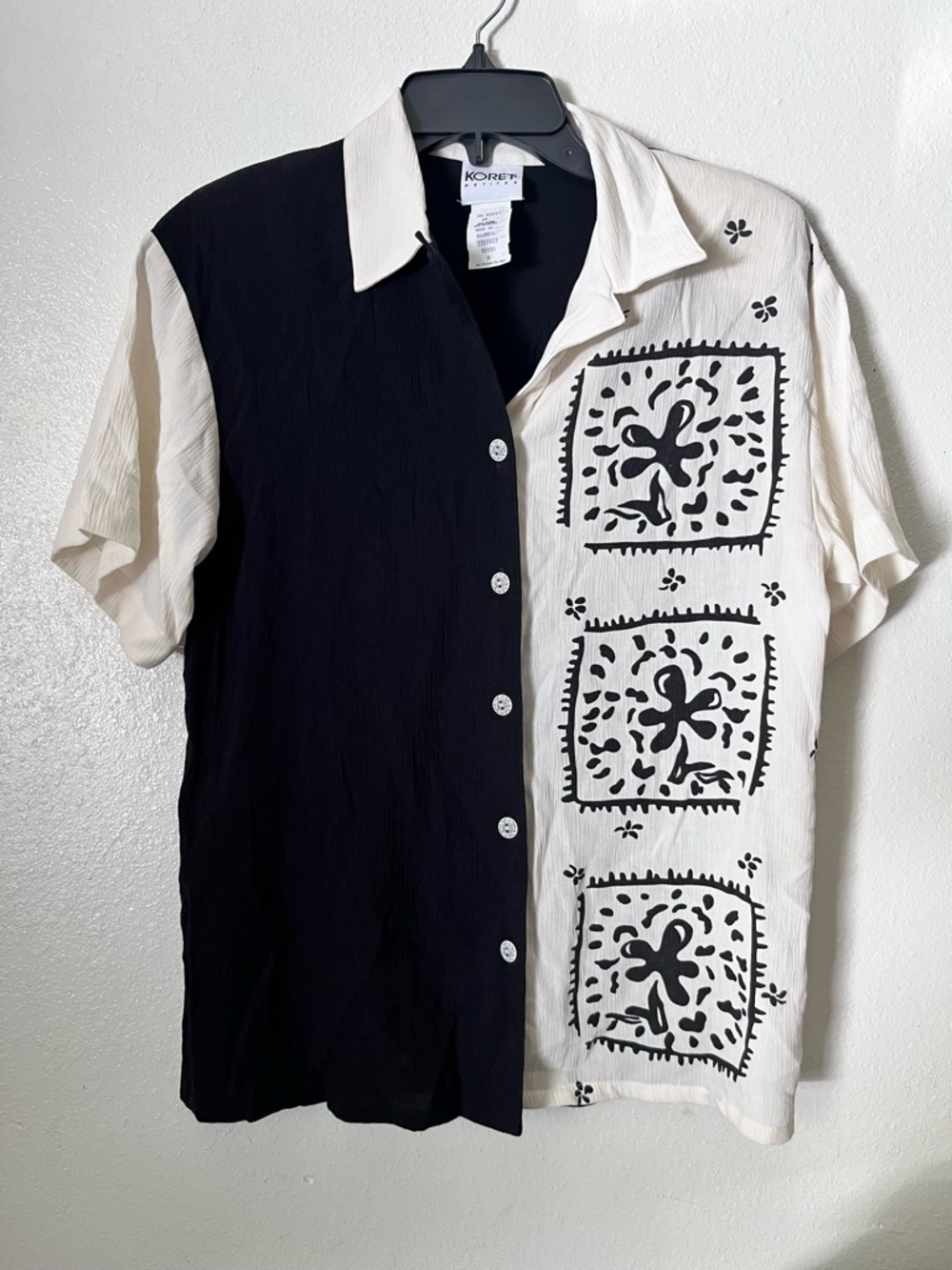Koret vintage black and white blouse